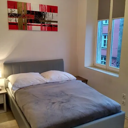 Krakart Apartment